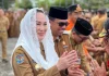 Bupati Cen Sui Lan Buka Peluang Jadi Agen LPG 12 Kg, Harga Pasaran Kini Tembus Rp285 Ribu Bupati Natuna Cen sui lan