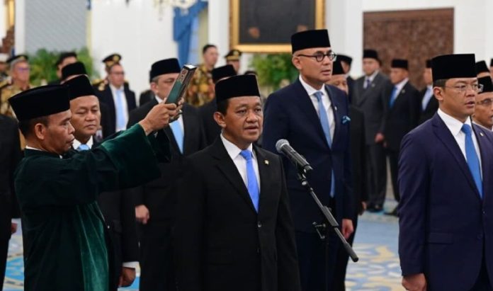 Bahlil Lahadalia untuk menjalankan tugas sebagai Menteri Koordinator Bidang Hilirisasi dan Transisi Energi