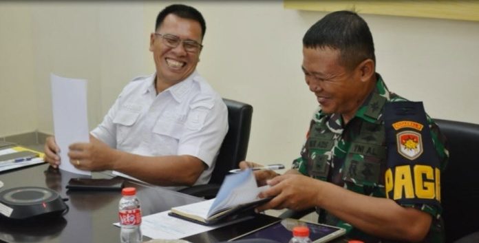 Bupati Anambas Aneng mengikuti Rapat Koordinasi Perkembangan Situasi Terkini di Laut Natuna Utara secara virtual Bupati Anambas Aneng mengikuti Rapat Koordinasi Perkembangan Situasi Terkini di Laut Natuna Utara secara virtual