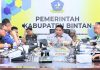Bupati Bintan Apresiasi Kontribusi Luar Biasa Badan Usaha di KEK Galang Batang Rapat tersebut dipimpin langsung Bupati Bintan, Roby Kurniawan, Kamis (08/10/2026) di Ruang Rapat Bawah Kantor Bapperida Bintan.