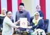 Bupati Roby Dorong Pengelolaan Sampah Bintan Tak Lagi Sekadar Angkut dan Buang Bupati Bintan Roby Kurniawan saat menghadiri Rapat Paripurna DPRD Kabupaten Bintan