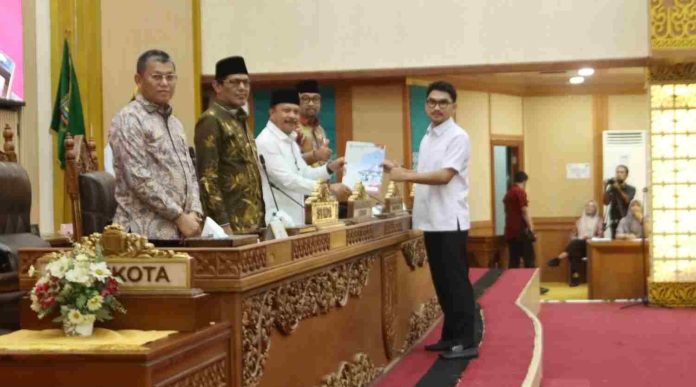 DPRD Batam Sepakati 11 Ranperda 2027, Drainase Terintegrasi Dibahas Semester I