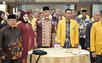 Gubernur Sumbar Imbau Warga 11 Daerah Waspada Paska BMKG Ingatkan Cuaca Ekstrem Gubernur Sumbar, Mahyeldi Ansharullah, mengimbau masyarakat