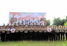 Kapolres Anambas AKBP Misbachul Munir Pimpin Upacara Sumpah Pemuda ke-98 Tahun 2026 Hari Sumpah Pemuda ke-98 tahun 2026 di Lapangan Apel Polres Kepulauan Anambas