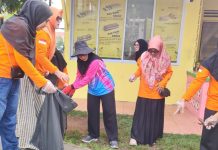 IKWI Kepri dan Sekda Gotong Royong Bersihkan Pulau Penyengat, Jaga Warisan Budaya Melayu IKWI Kepri dan Sekda Gotong Royong Bersihkan Pulau Penyengat, Jaga Warisan Budaya Melayu