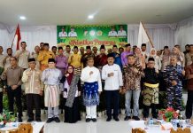 Agus Safitra Nahkodai KKBK Karimun, Rocky Tekankan Pentingnya Kerukunan Antar Suku Agus Safitra resmi dilantik sebagai Ketua Kerukunan Kampar Batobo Karimun