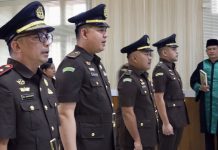 Kajari Karimun Lantik Kacabjari Tanjung Batu dan Tiga Kasubsi, Tekankan Adaptasi dan Amanah Jabatan Kejaksaan Negeri Karimun melantik empat pejabat baru