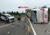 Breaking News, Video Lakalantas Bus Transportasi Pemkab Bintan di Jembatan Lima