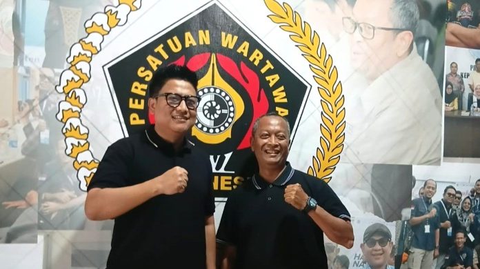 Perkuat Sinergitas, Kadiskominfo Kepri Silaturahmi ke Graha PWI Kepri Perkuat Sinergitas, Kadiskominfo Kepri Silaturahmi ke Graha PWI Kepri