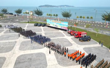 TNI Kuat Bersama Rakyat, HUT ke-81 TNI Diperingati Khidmat Lapangan Tugu Sirih Tanjungpinang TNI Kuat Bersama Rakyat, HUT ke-81 TNI Diperingati Khidmat Lapangan Tugu Sirih Tanjungpinang