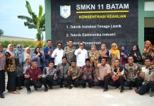Wagub Nyanyang Motivasi Siswa SMKN 11 Batam, Manfaatkan Teknologi untuk Raih Cita-Cita Wagub Nyanyang Motivasi Siswa SMKN 11 Batam