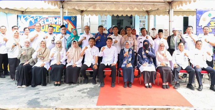 Wakil Bupati Raja Bayu Buka Kegiatan Survei Re-Akreditasi Puskesmas Tarempa Wakil Bupati Raja Bayu Buka Kegiatan Survei Re-Akreditasi Puskesmas Tarempa